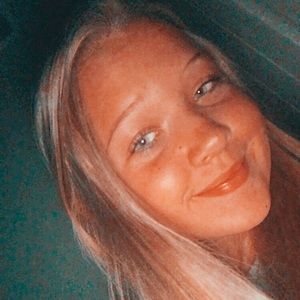 Meet your Posher, Lexi